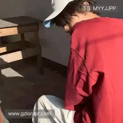 魏薇泓
